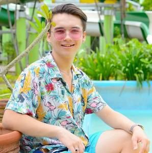 Meet your Posher, Ralph